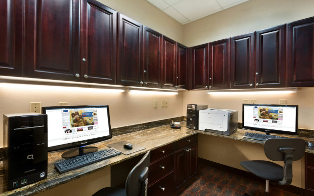 Hampton Inn & Suites Mission