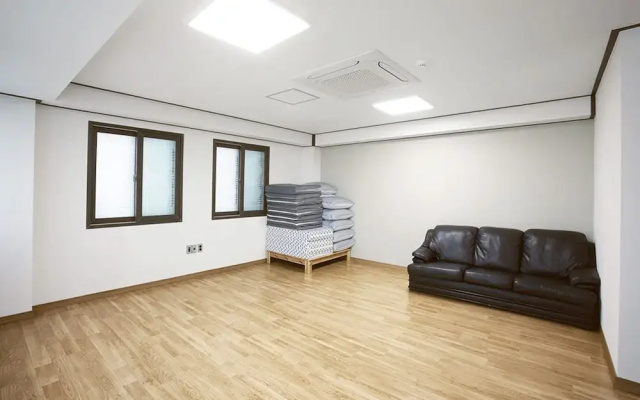 Busan Ohnpax Residence