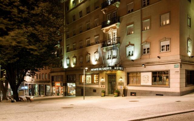 Hotel Infante Sagres вид на фасад