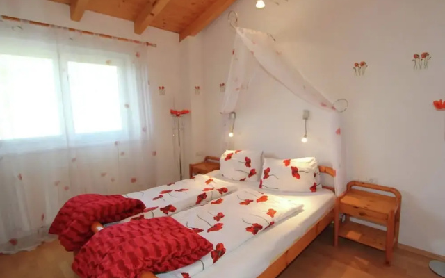 Cozy Chalet With Balcony in Imst