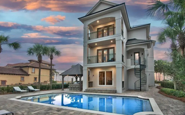 Seastar Palazzo Luxury Across From Beach