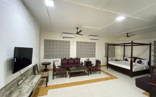 Casa Blanca Resort