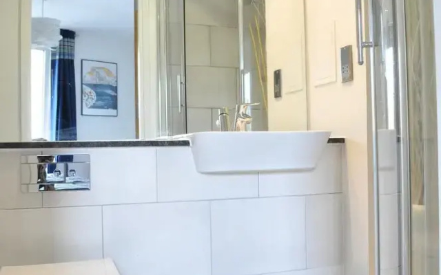 3 Bedroom Apartment in Southwark