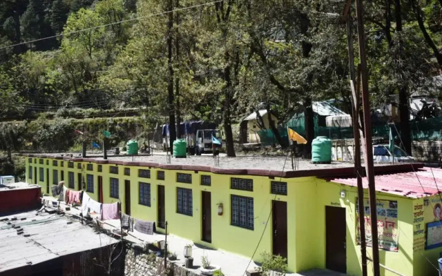 Ganga Darshan Guest House