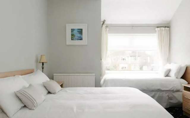 Almara Bed  Breakfast