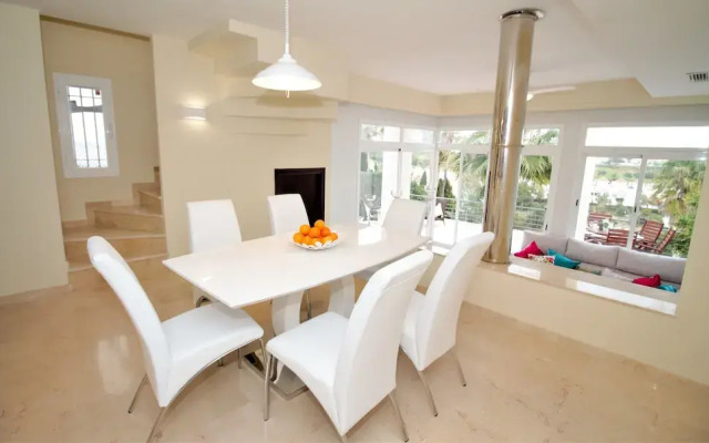 Villa Rosa , Luxury Private Large Villa to Rent