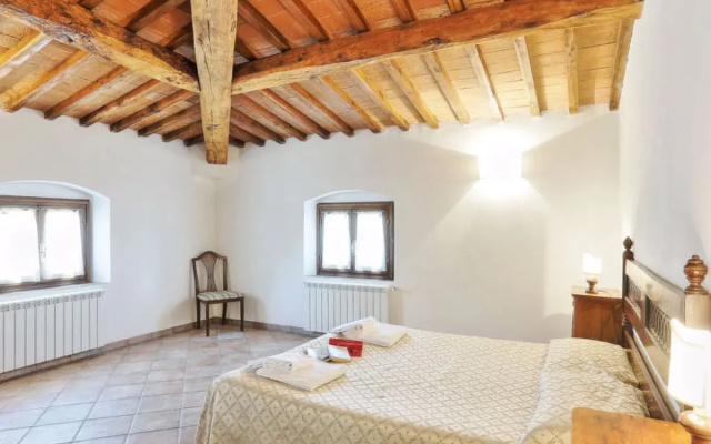 Chiantishire Retreat 25356