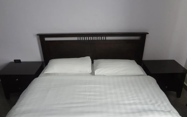 Tamrah Suites Hotel