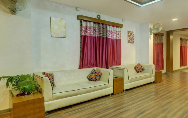 OYO 9946 CKB Apartment