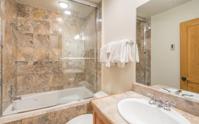 Bear Creek Lodge 212a 1 Bedroom Condo by Alpine Lodging Telluride