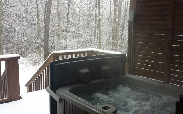 Chalets Hocking Hills - A-Frame Cabins