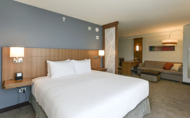 DoubleTree by Hilton Asheville Downtown