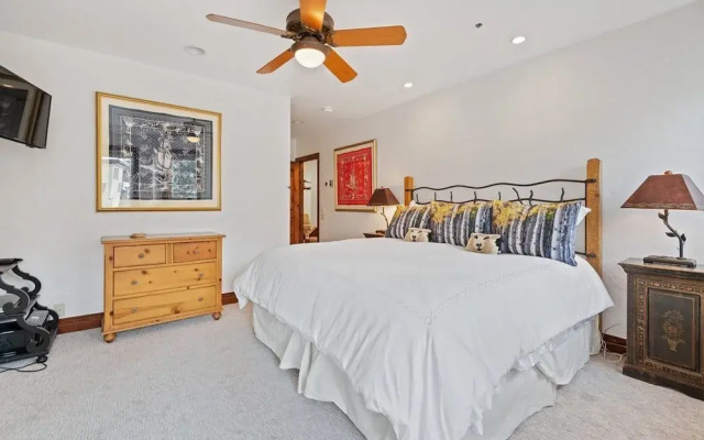 Beaver Creek Centennial 2 Bedroom Residence