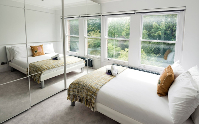 Modern and Bright Highgate Gem