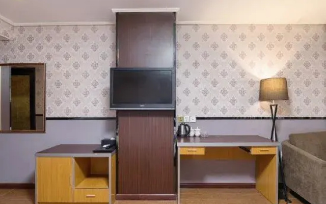 Guangzhou Grand Spring Hotel (Jiahe Wanggang Subway Station Branch)