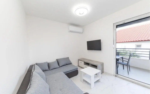 Nice Apartment in Trogir With 2 Bedrooms and Wifi