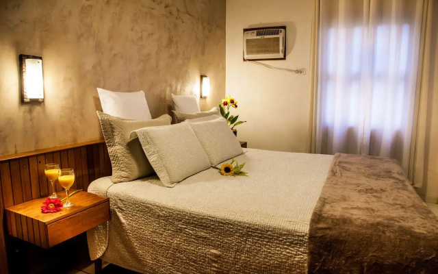 Strand Hotel