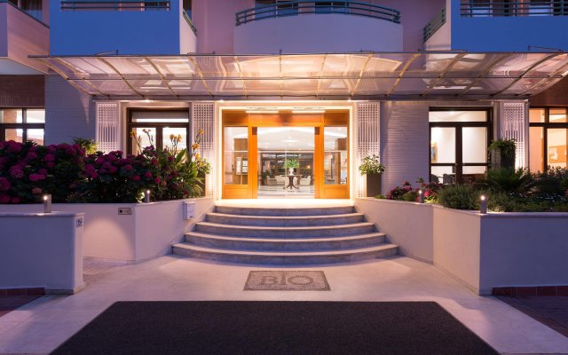 Отель Bio Suites Hotel Греция, Ретимнон - 1 отзыв об отеле, цены и фото номеров - забронировать отель Bio Suites Hotel онлайн вид на фасад