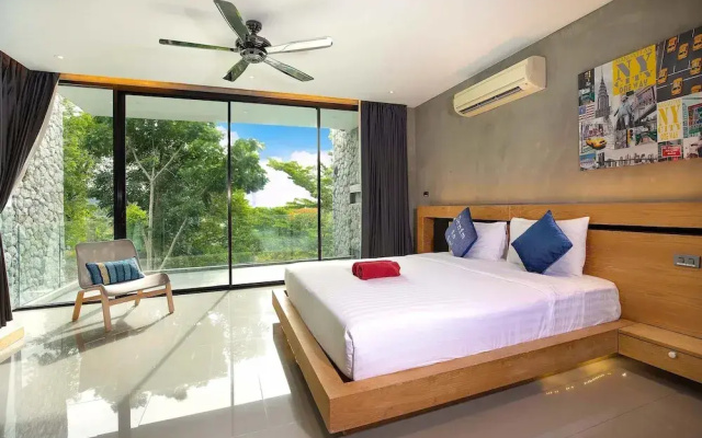 Avant-Garde 4BR Pool Villa Otero Kamala