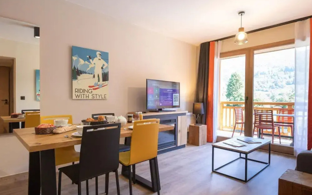Chalet in Samoens Near Ski Lift