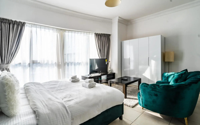 JLT - Lakeshore Tower 807