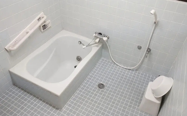 Guesthouse Madoka - Hostel