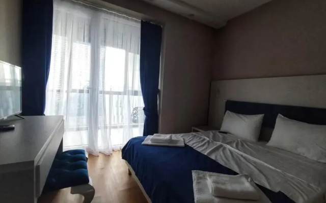 Leo Group Luxury Apartment 18-20 Alliance Palace