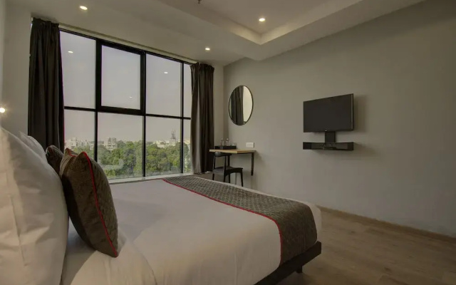 OYO Townhouse 170 Shagun Hotel