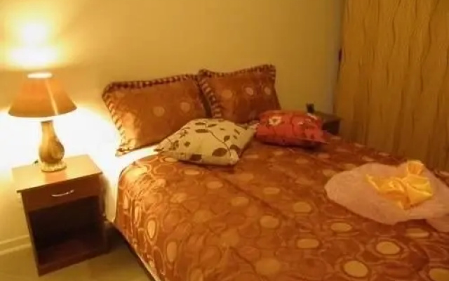 YQ Santiago Suites