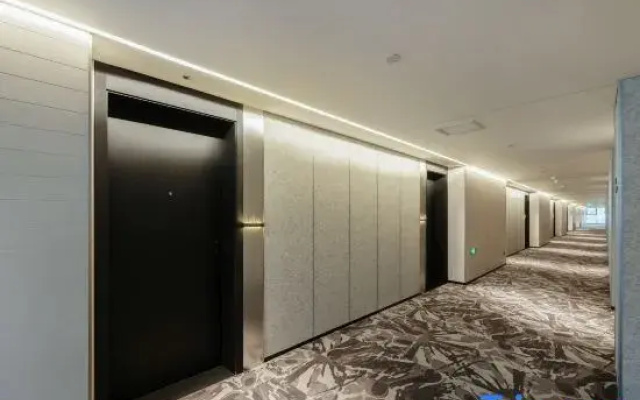 RIHA intl Hotel