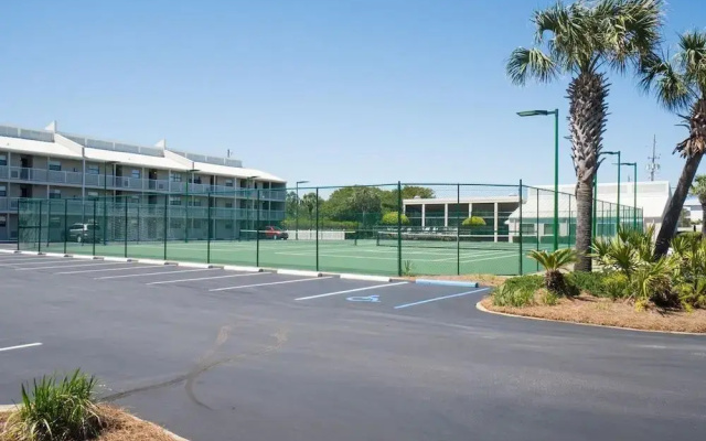 Seaside Beach & Racquet Club 2203