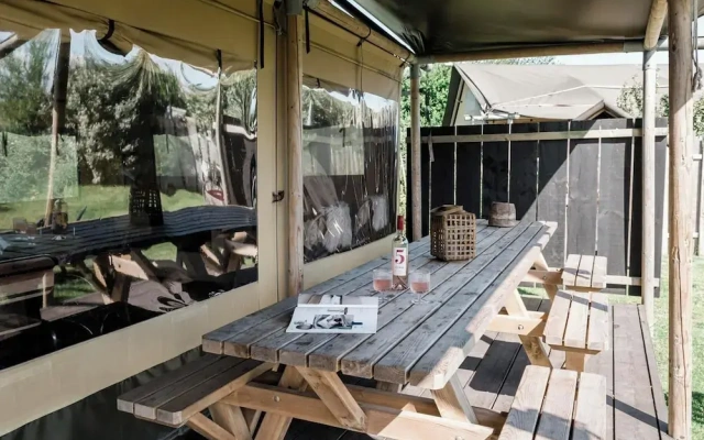 Woodlodge in Duynpark With Scenic Views