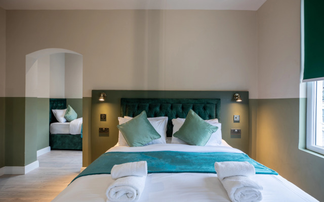 The Finsbury Park Hotel