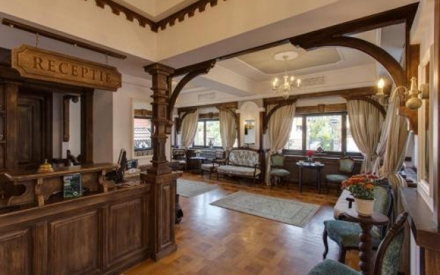 Casa Din Bran-Inn Center