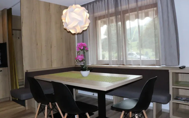 Ciasa Cir Apartments