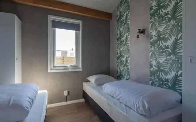 Garnekuul 18 Holiday Home With Veranda