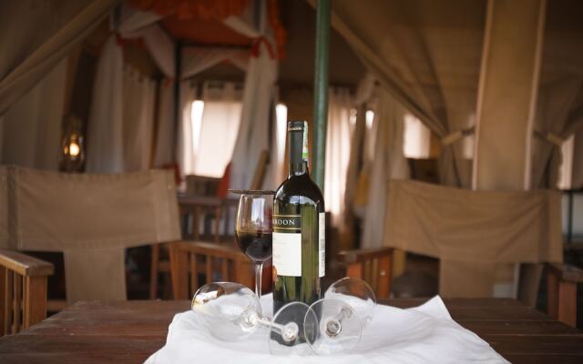 Kisura Serengeti Tented Camp, Get the true flavours of wilderness and  experience an awe-inspiring trip that you can truly cherish for a lifetime  at the Kisura Serengeti Camp