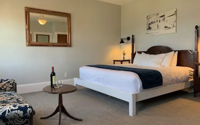 Emerson Inn