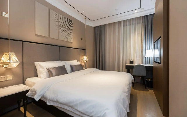 Yitel Premium (Shanghai Jing'an Nanjing West Road)