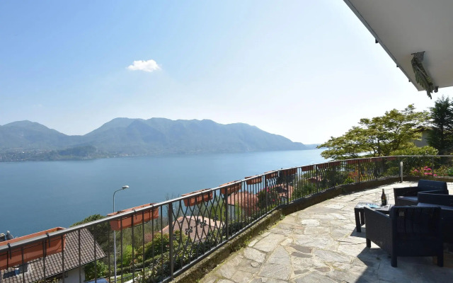 Apartment in Ghiffa With Lake Maggiore Views