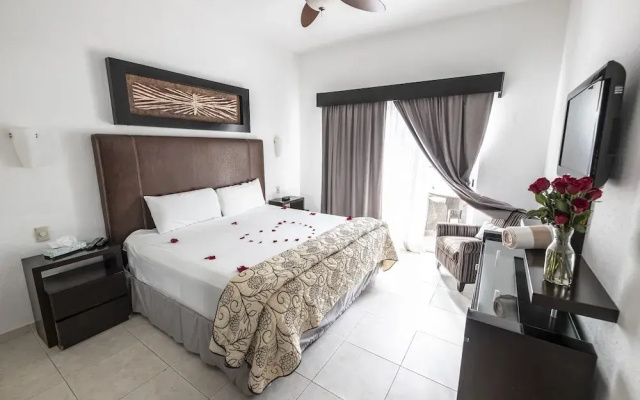 Penthouse Beach Holiday Private Jacuzzi Bbq Family Friendly Maid Service