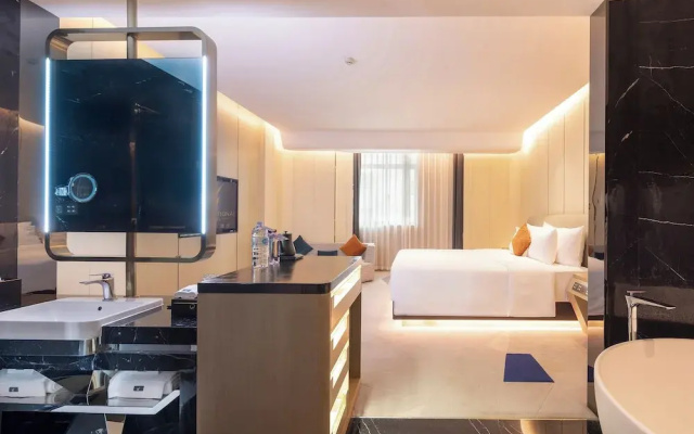 K · International Hotel