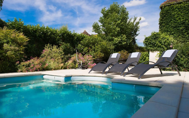 Aux Charmes de Maintenon - Adults Only