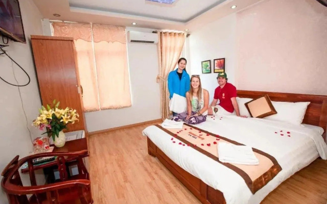 Halong Party Hotel