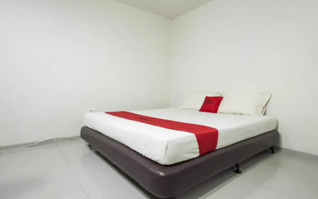 RedDoorz @ Panglima Sudirman Surabaya