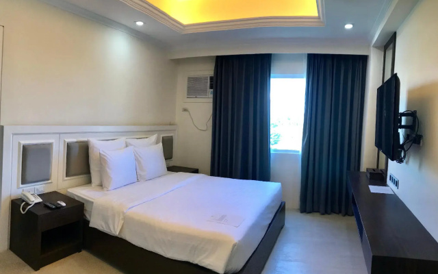 Sotogrande Iloilo Hotel