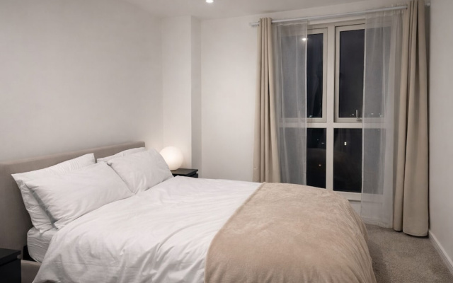 Round The Clock Bookings - Wharf 1ne