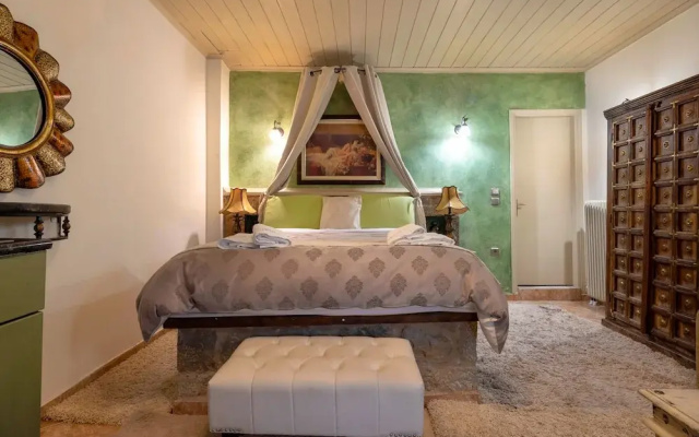 Lykovrisi guest house