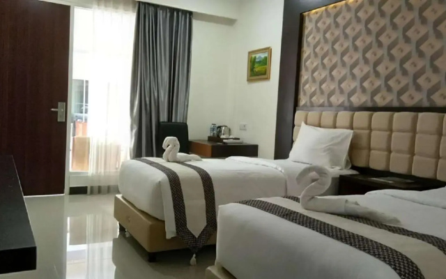 Sindoro Hotel Cilacap by Conary