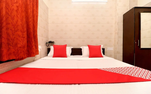 Hotel Mall Residency By OYO Rooms